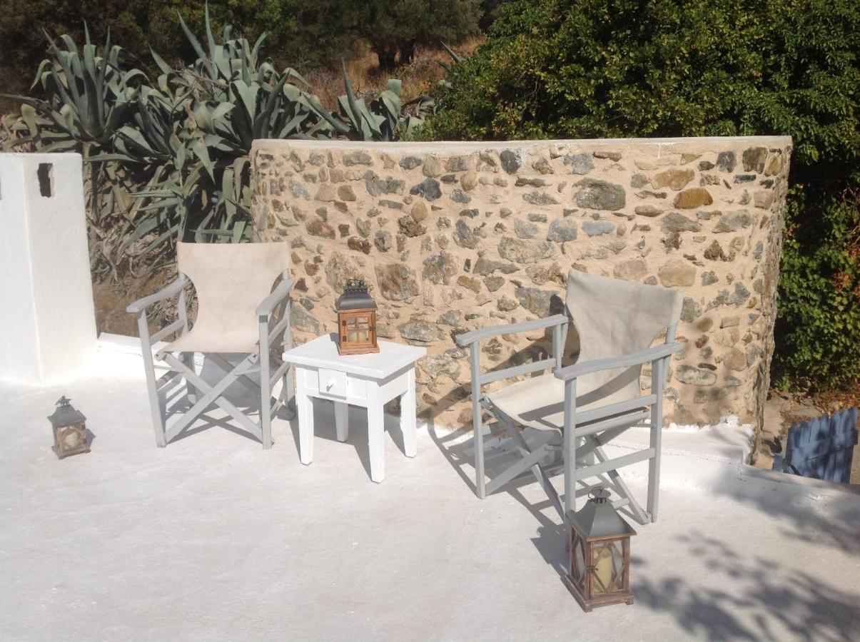 The Aegean Blue Country House Old Milos Lagoudi Zia Bagian luar foto
