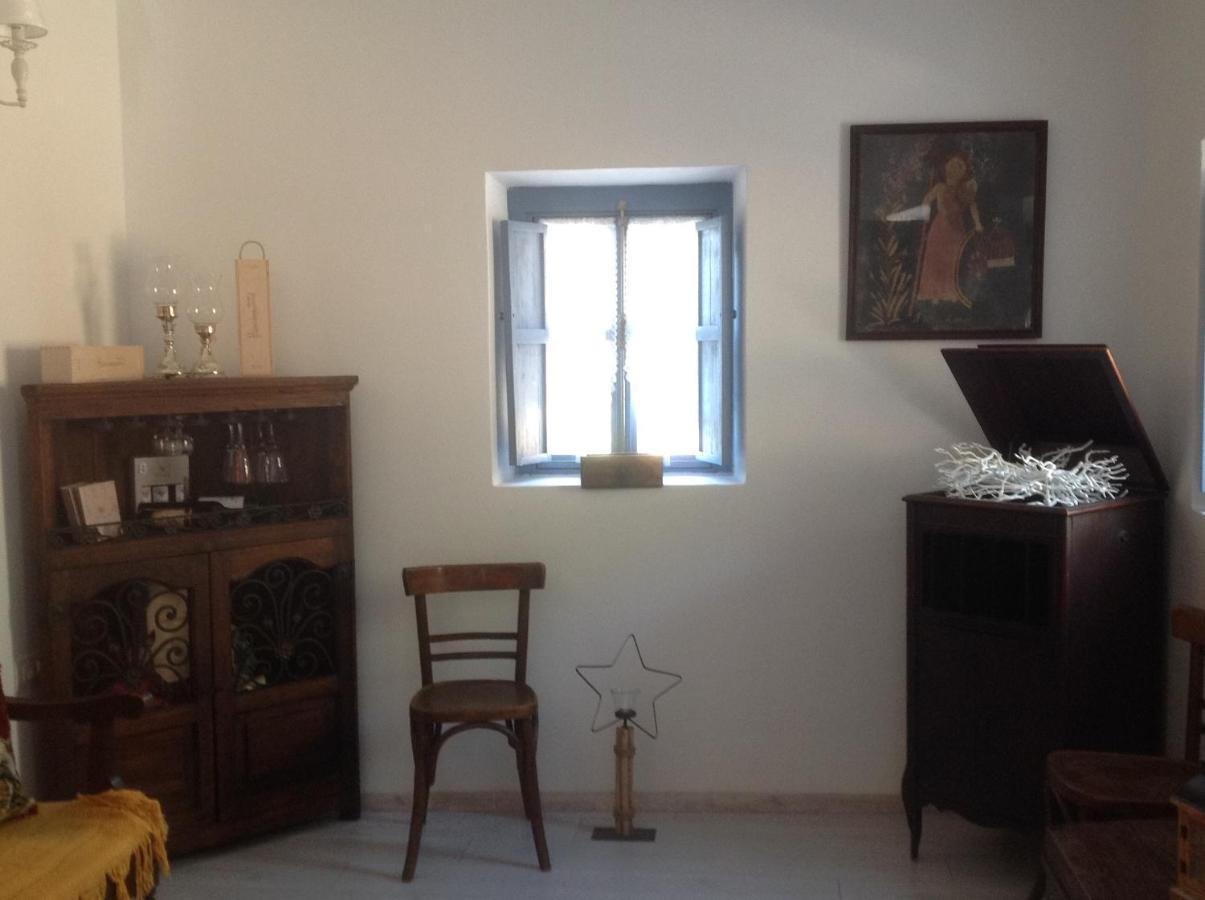 The Aegean Blue Country House Old Milos Lagoudi Zia Bagian luar foto
